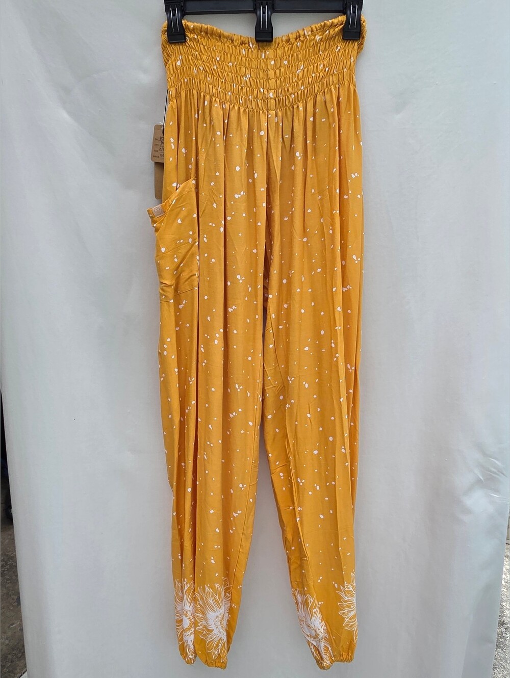 Paradise Island Yoga Pants Sunflower Fits Sizes 0-12 Rayon
